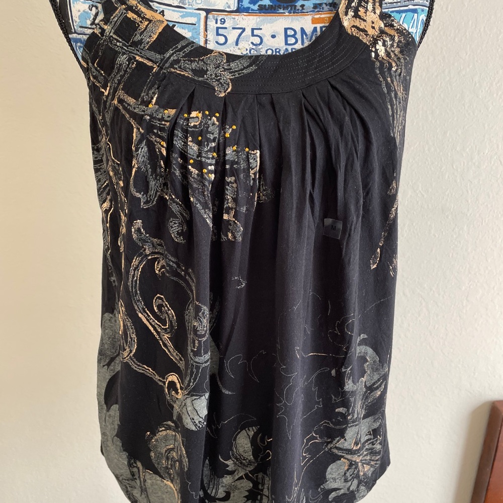 NWT Express Top
